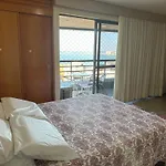 Apartamento Em Andar Alto Com Vista Mar Meireles