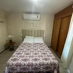 Apartamento Em Andar Alto Com Vista Mar Meireles